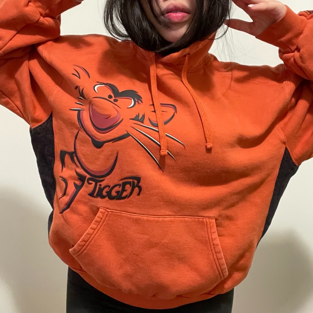 Vintage Disney Tigger Hoodie